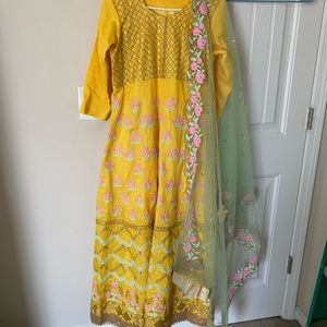 Pakistani/Indian 3 piece dress